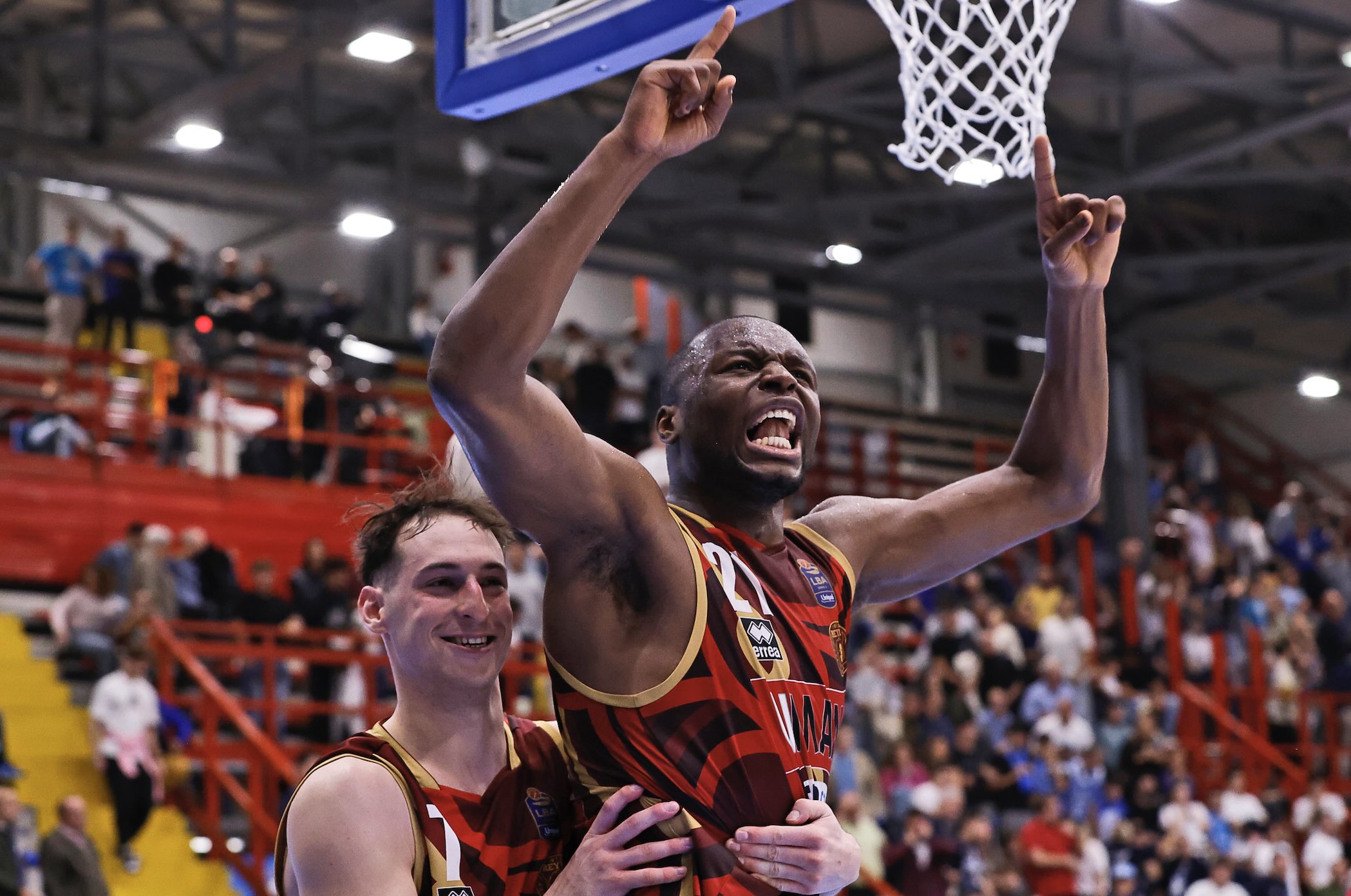 Napolibasket – Umana Reyer Venezia 80-81