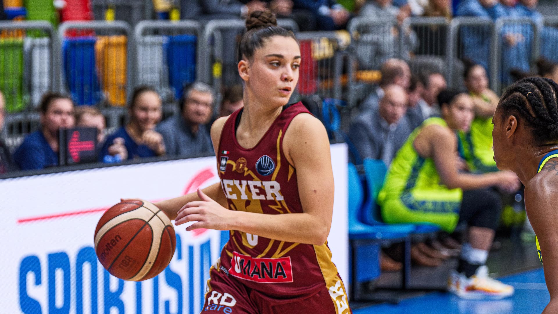 ZVVZ Usk Praha - Umana Reyer:  100-85